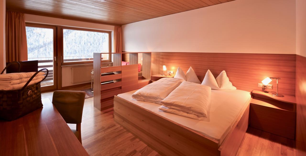 Hotel Marlet Solda Esterno foto